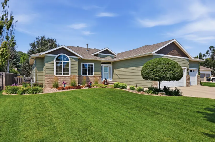 2040 Ruxton Court, West Fargo, ND 58078 - #2