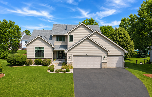 23632 Aspen Drive, Rogers, MN 55374