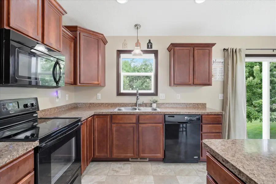 1805 10th Street Ne, Buffalo, MN 55313 - #2
