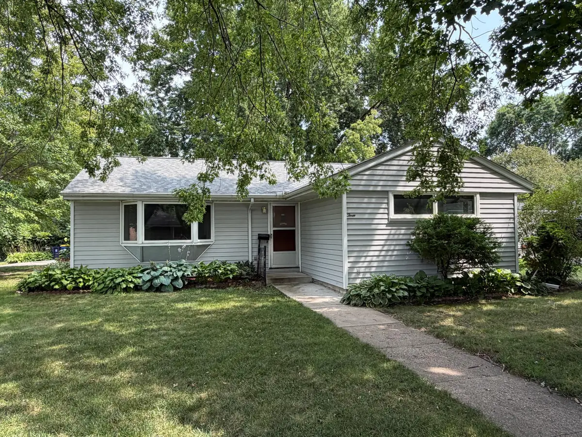 3 Fareway Drive, Northfield, MN 55057 - #1