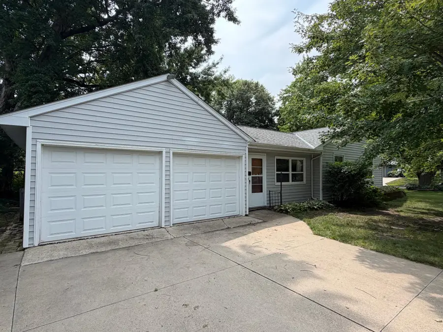 3 Fareway Drive, Northfield, MN 55057 - #2