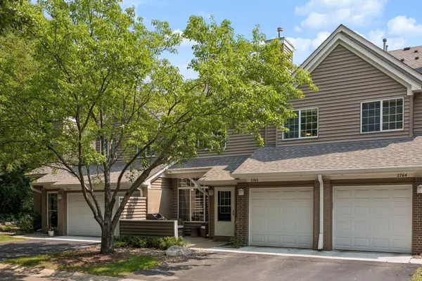 2762 Autumnwood Lane, Minnetonka, MN 55305