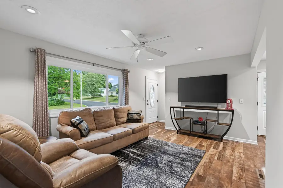 3301 69th Street E, Inver Grove Heights, MN 55076 - #2