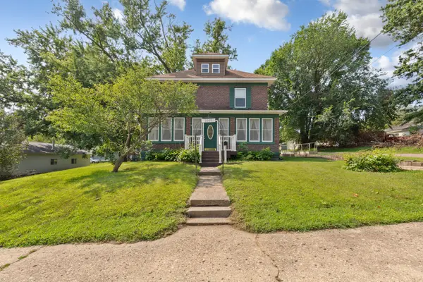 1009 South Street, Jackson, MN 56143