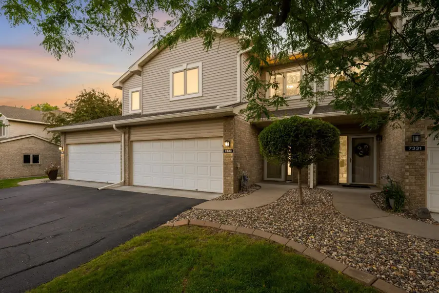 7333 Bolton Way, Inver Grove Heights, MN 55076 - #2