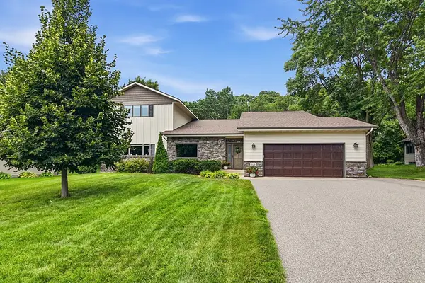 919 Parkview Lane, Sartell, MN 56377