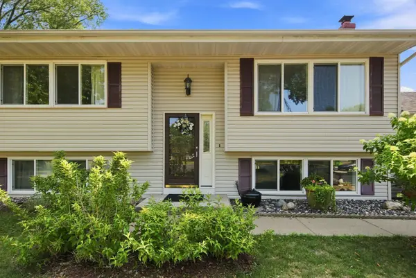 3236 115th Lane Nw, Coon Rapids, MN 55433