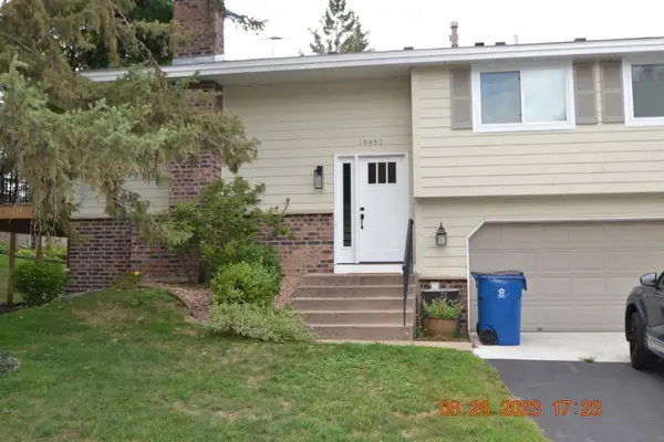 10452 Decatur Avenue S, Bloomington, MN 55438