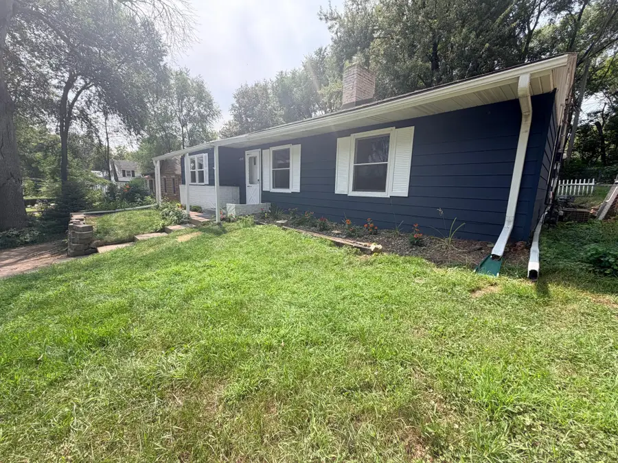 658 Gentry Avenue N, Oakdale, MN 55128 - #2