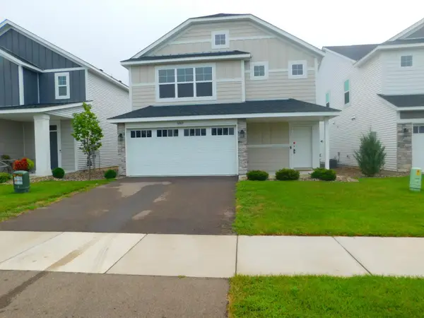 6869 101st Street S, Cottage Grove, MN 55016