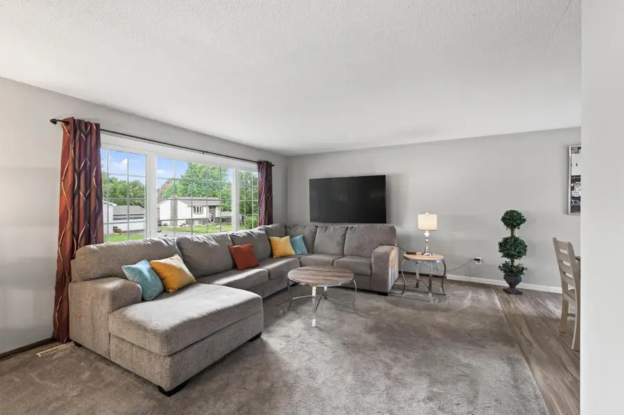 6364 Dawn Way, Inver Grove Heights, MN 55076 - #2