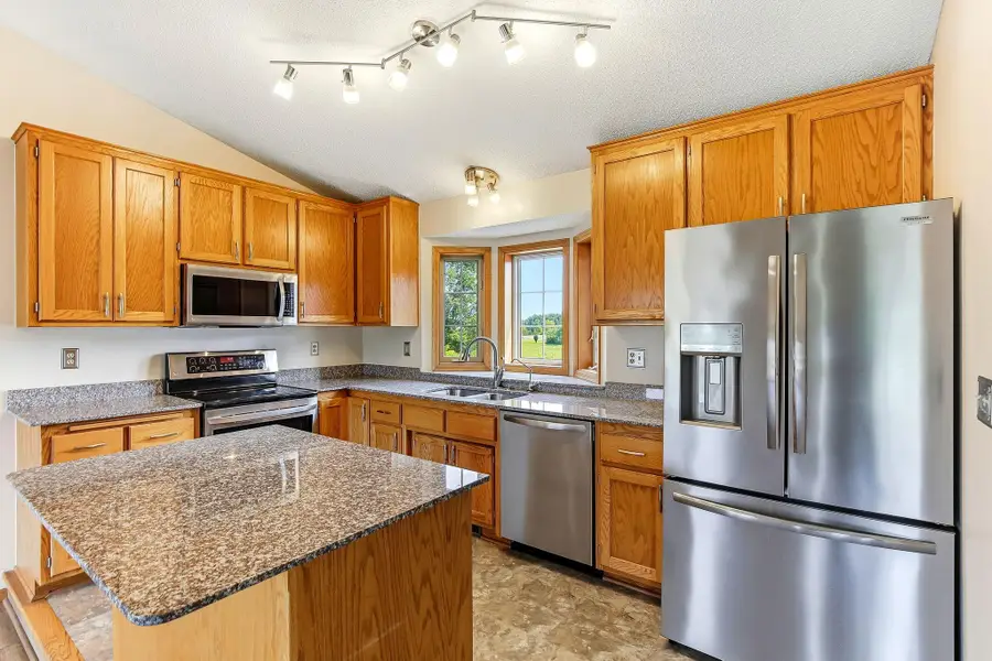 22338 Quincy Street Ne, East Bethel, MN 55011 - #3