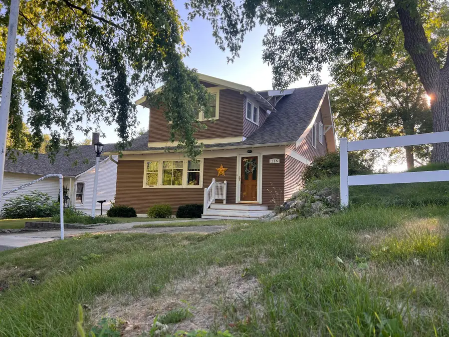 116 Grant Street S, Lake Benton, MN 56149 - #2