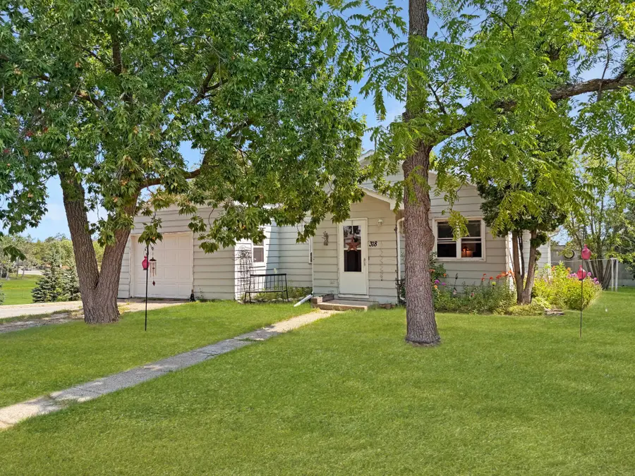 318 Clearwater Avenue Nw, Bagley, MN 56621 - #2