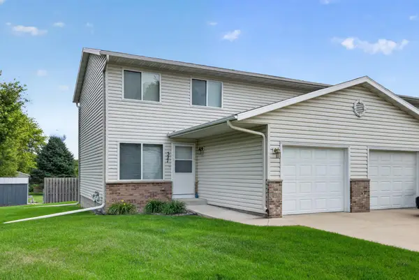 327 10th Avenue Nw, Byron, MN 55920
