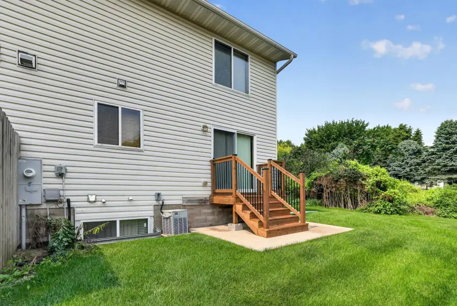 327 10th Avenue Nw, Byron, MN 55920 - #3