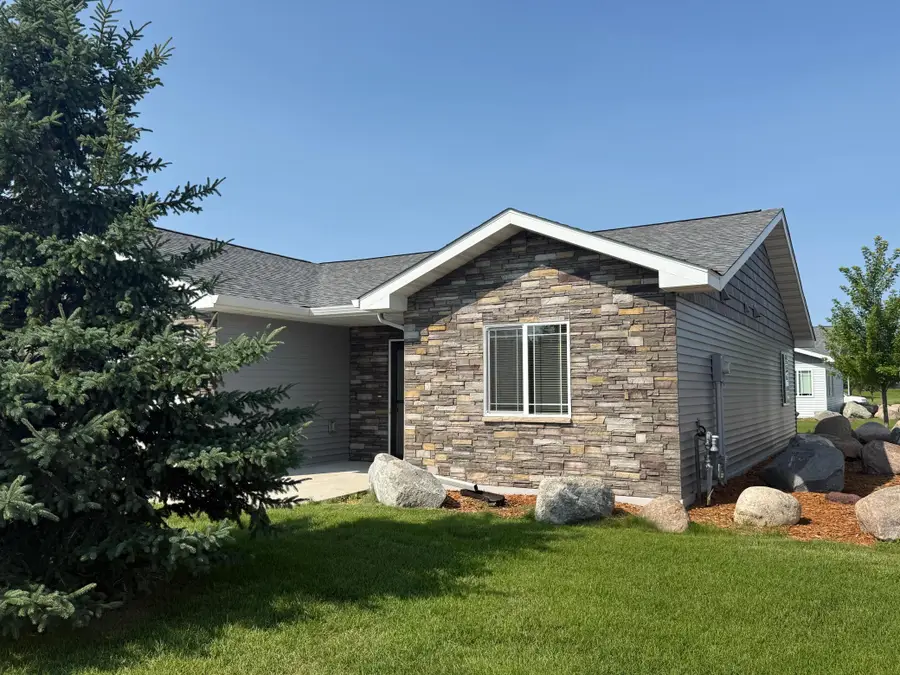 1615 30th Street Nw #23, Bemidji, MN 56601 - #2