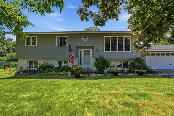15040 Kamacite Street Nw, Ramsey, MN 55303