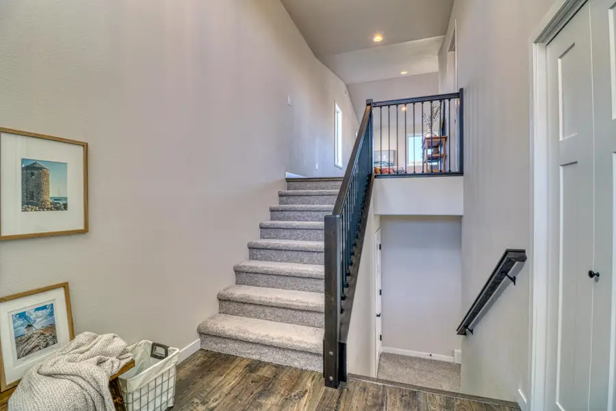 7016 32nd Street S, Fargo, ND 58104 - #2