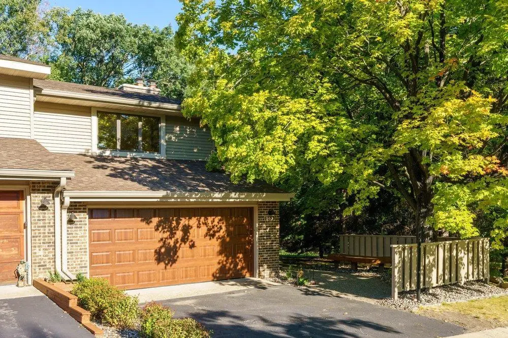563 Sterling Street S, Maplewood, MN 55119 - #1