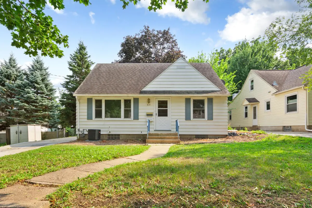 814 11th Street Nw, Rochester, MN 55901 - #1
