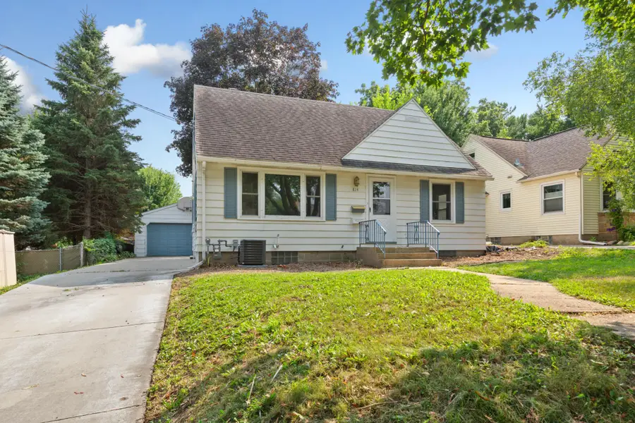 814 11th Street Nw, Rochester, MN 55901 - #2