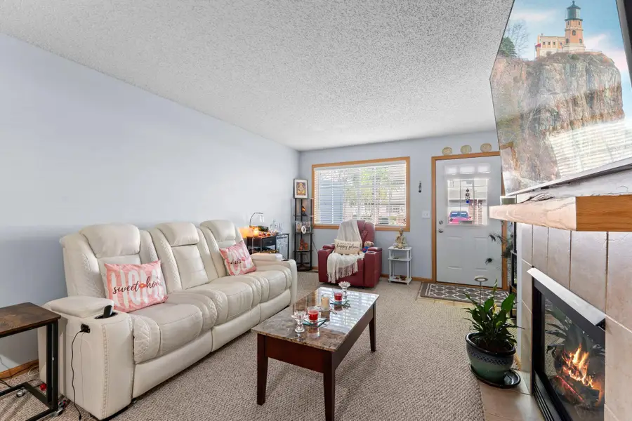 6133 Maclynn Avenue Ne, Albertville, MN 55301 - #3
