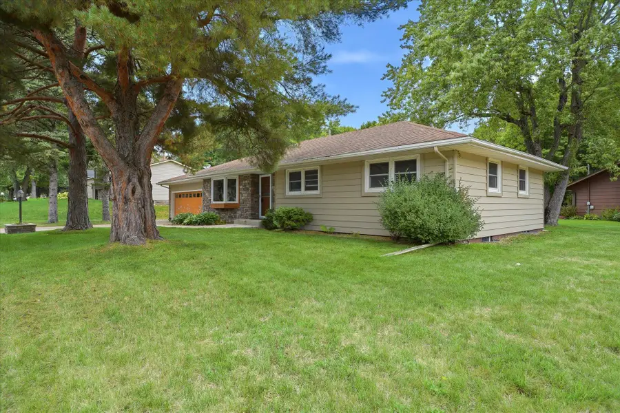 112 Willow Drive Sw, Saint Michael, MN 55376 - #3