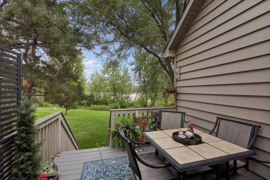 608 Sullivan Drive Ne, Columbia Heights, MN 55421 - #2