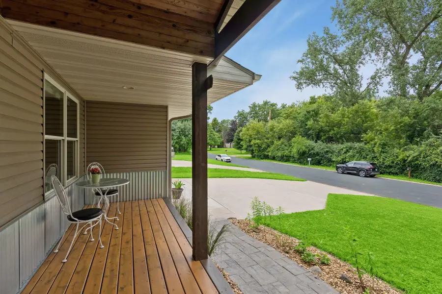 2551 15th Street Nw, New Brighton, MN 55112 - #3