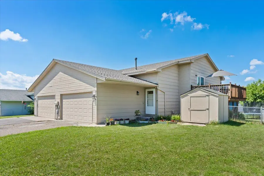 7194 Upper 17th Street N, Oakdale, MN 55128 - #2