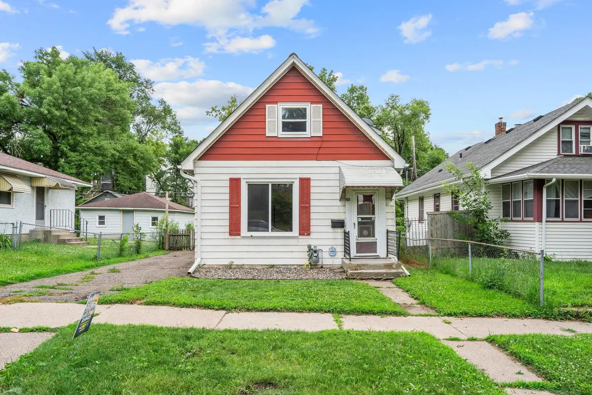 346 Geranium Avenue E, Saint Paul, MN 55130 - #1