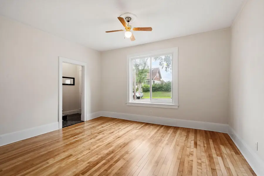 346 Geranium Avenue E, Saint Paul, MN 55130 - #2