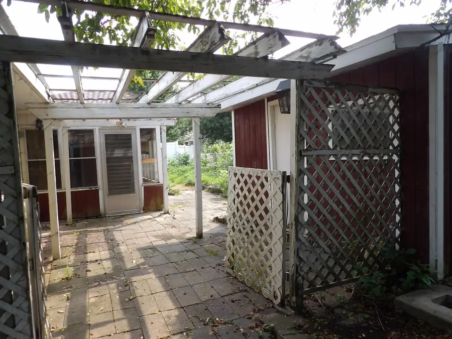 305 16th Street Nw, Austin, MN 55912 - #3