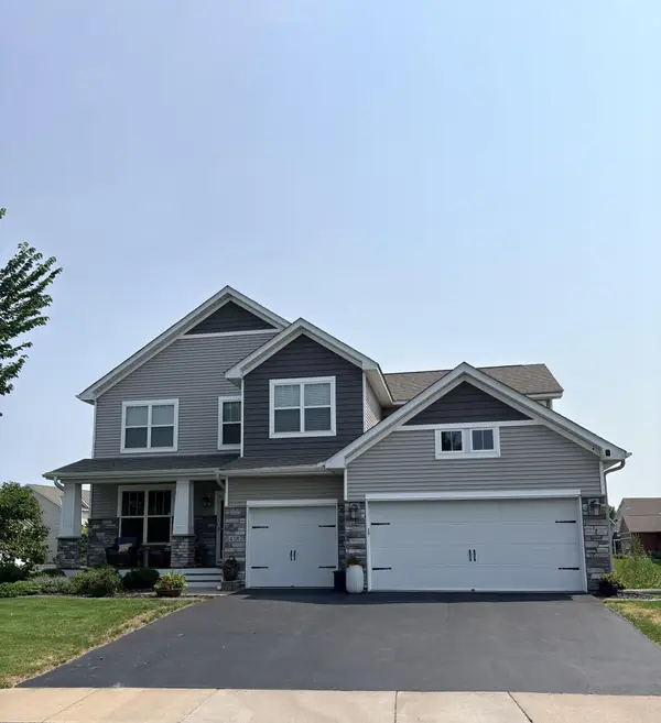 14187 Oneka Parkway N, Hugo, MN 55038