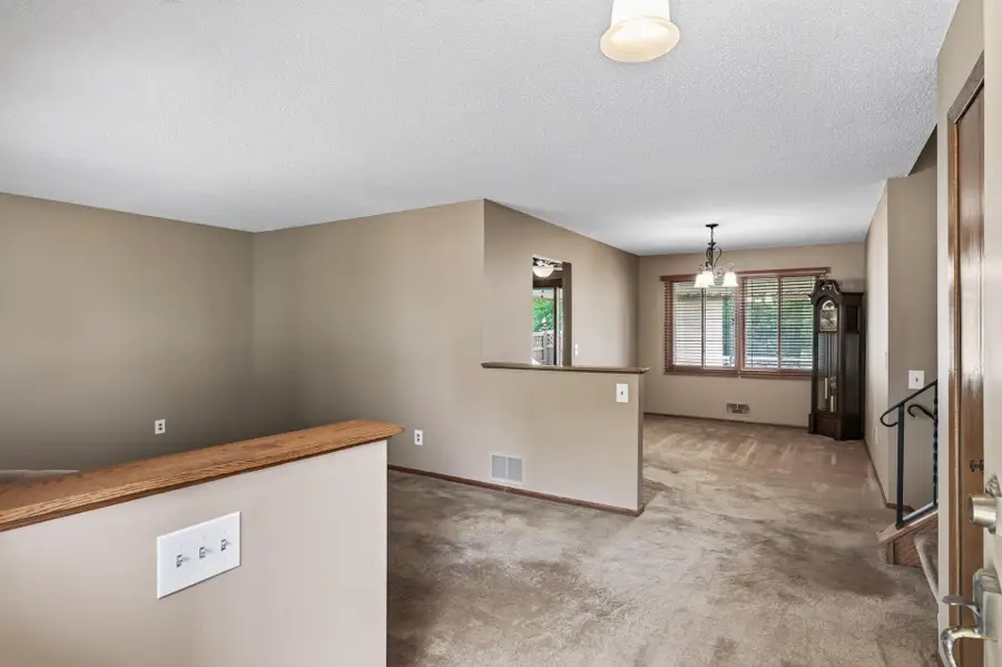 8211 Sheridan Avenue N, Brooklyn Park, MN 55444 - #2