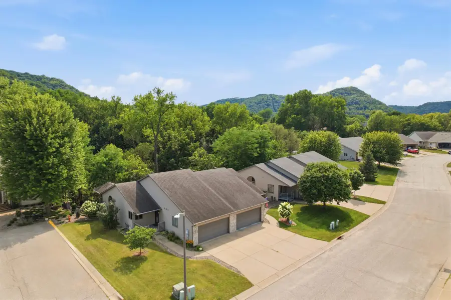152 Janet Marie Lane, Winona, MN 55987 - #2