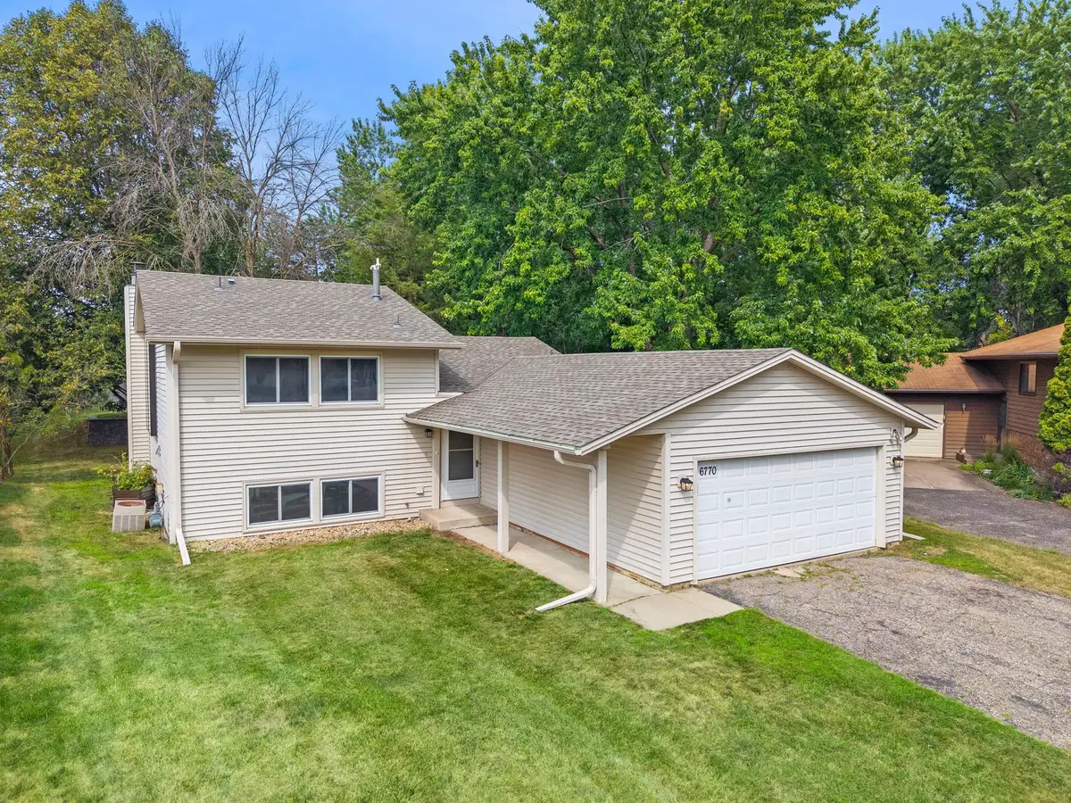 6770 Woodhill Trail, Eden Prairie, MN 55346 - #1