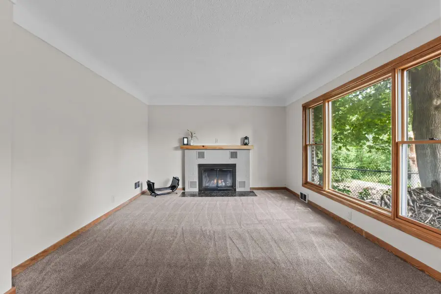 304 17th Avenue N, South Saint Paul, MN 55075 - #2