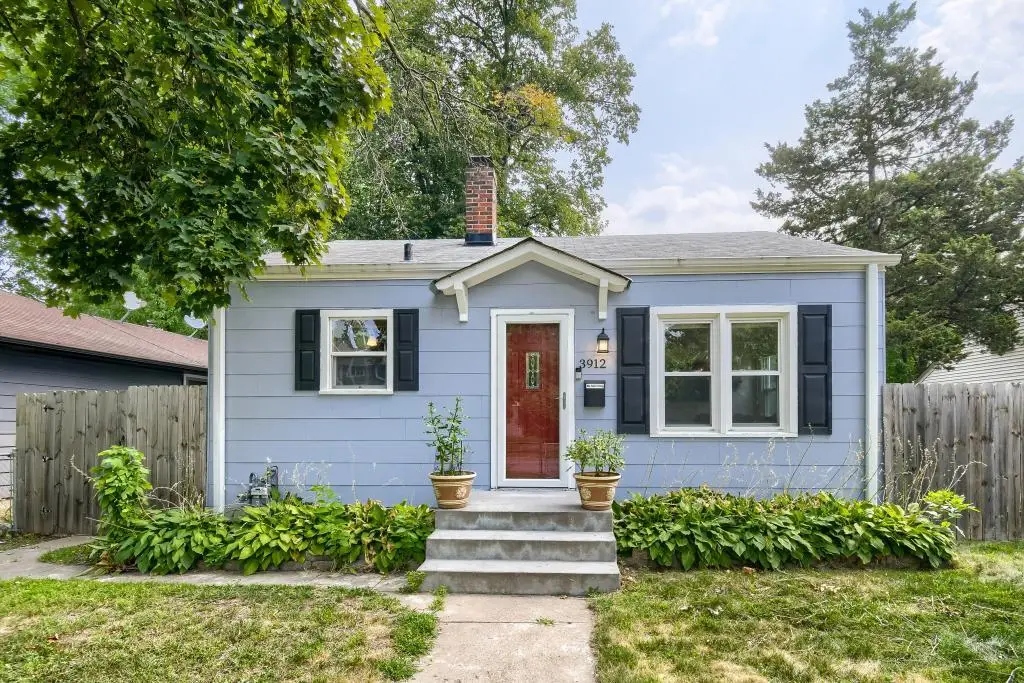 3912 Vera Cruz Avenue N, Robbinsdale, MN 55422 - #1