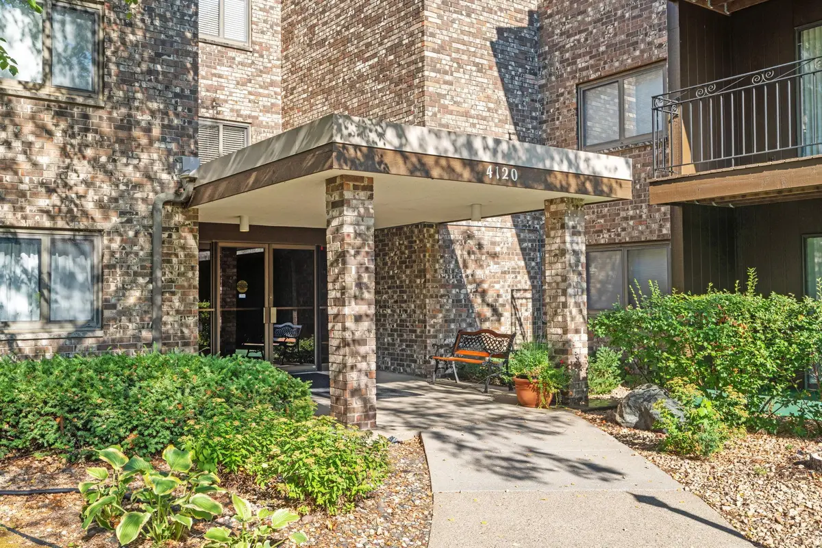 4120 Parklawn Avenue #220, Edina, MN 55435 - #1