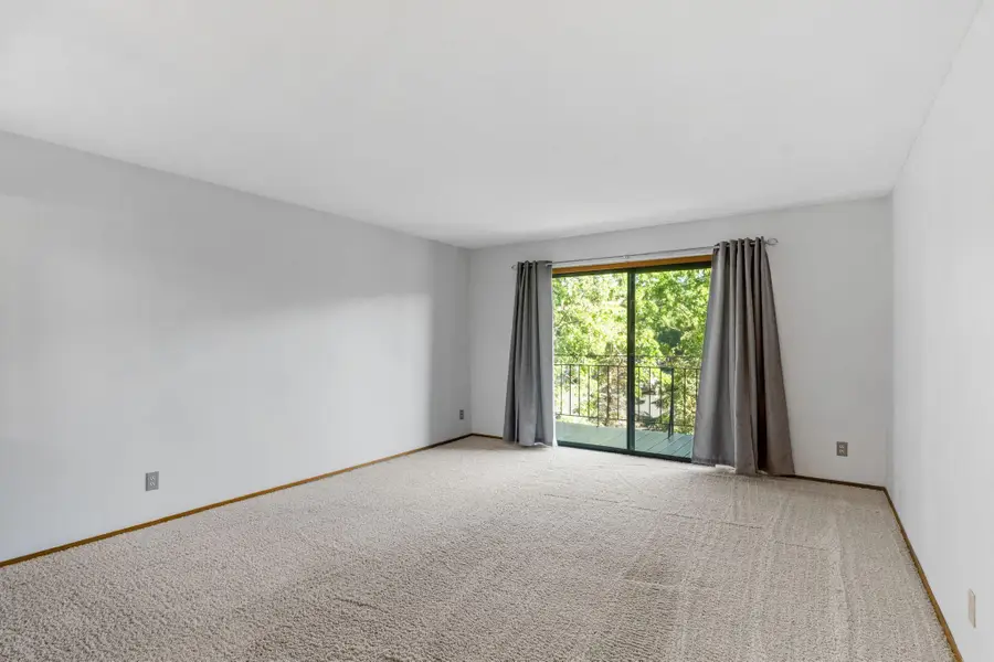 4120 Parklawn Avenue #220, Edina, MN 55435 - #2