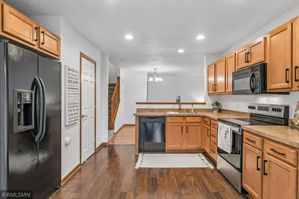 5149 149th Street N #4, Hugo, MN 55038