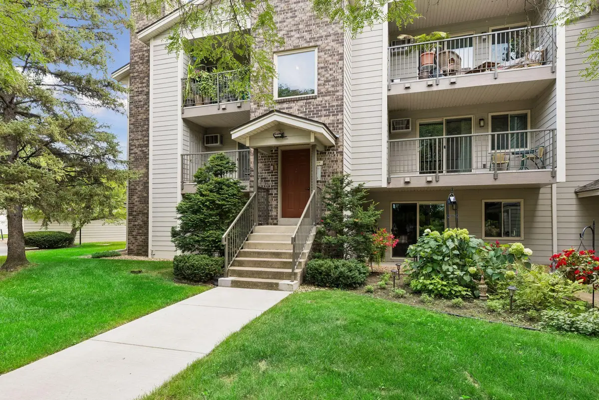 2130 Ridge Drive #23, Saint Louis Park, MN 55416 - #1