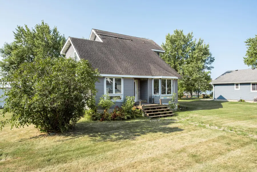 221 E Lake Street, Parkers Prairie, MN 56361 - #2