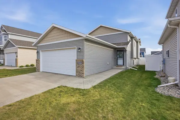 6270 56th Avenue S, Fargo, ND 58104