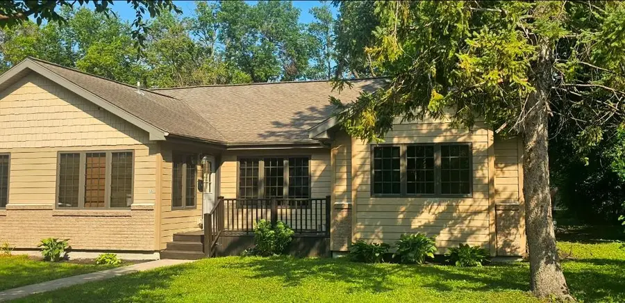 13 E 3rd Street, Morris, MN 56267 - #2