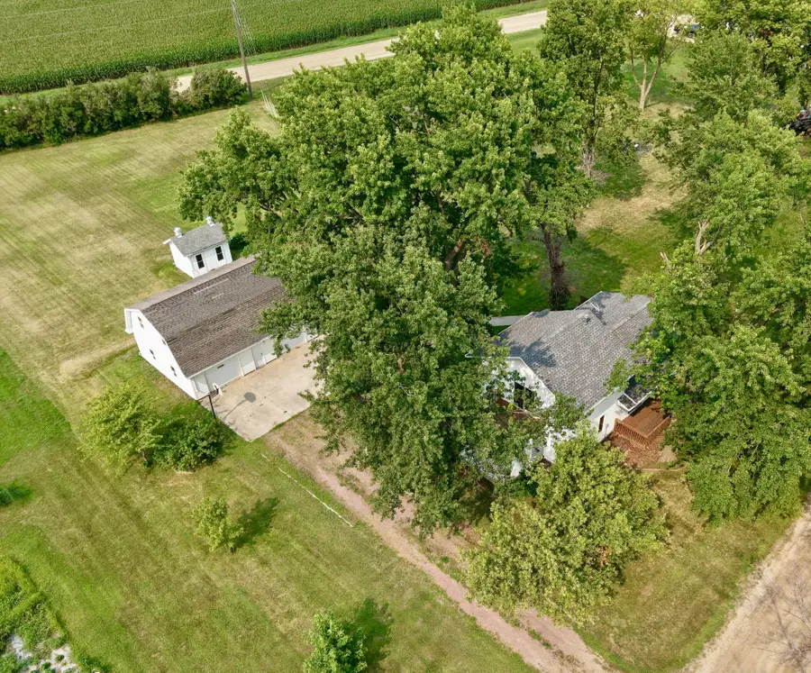 350 Highland Avenue N, Butterfield, MN 56120 - #2