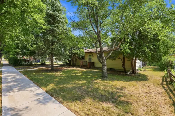 1216 Elm Street S, Moorhead, MN 56560