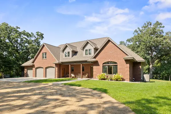 52472 298th Street, Grove City, MN 56243